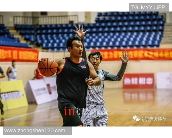 南京篮球队在城市联赛中以55分稳居积分榜首位引发关注